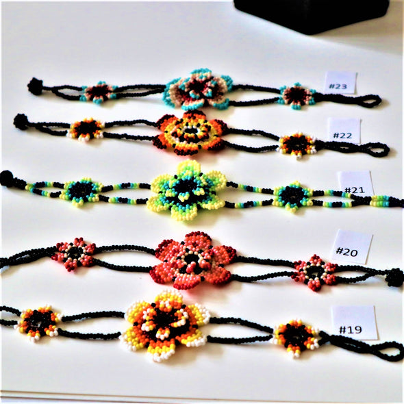 Beautiful Mexican Beaded Huichol Flower Bracelet