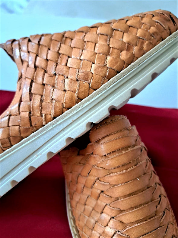Armadillo Style Handwoven Women's Huarache