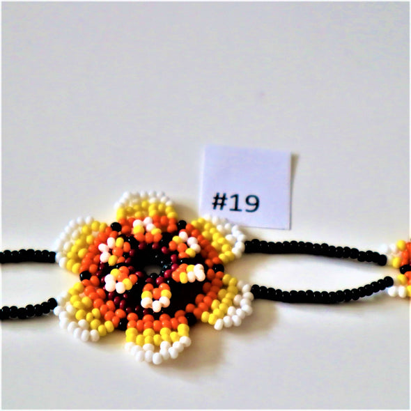 Beautiful Mexican Beaded Huichol Flower Bracelet