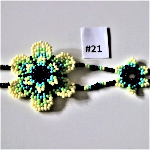 Beautiful Mexican Beaded Huichol Flower Bracelet