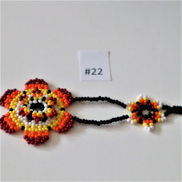 Beautiful Mexican Beaded Huichol Flower Bracelet