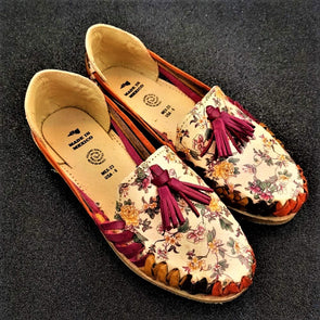 Beautiful Handmade Floral Women's Huarache Shoes