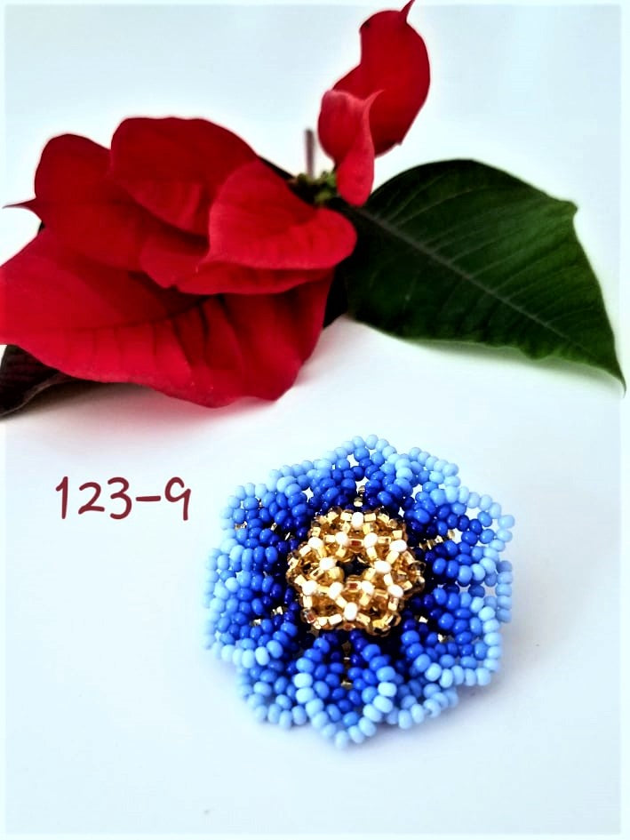 seed bead flower ring Beautiful Huichol Beaded Flower Ring – Rosies Market Y Mas