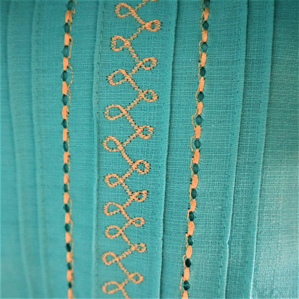 Men’s Linen Short Sleeve Embroidered Guayabera-Turquoise