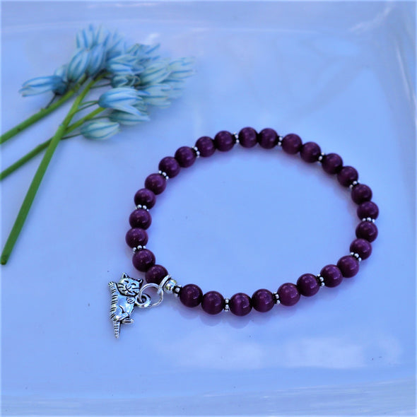 Handmade Purple Cats Eye Stretch Bracelet