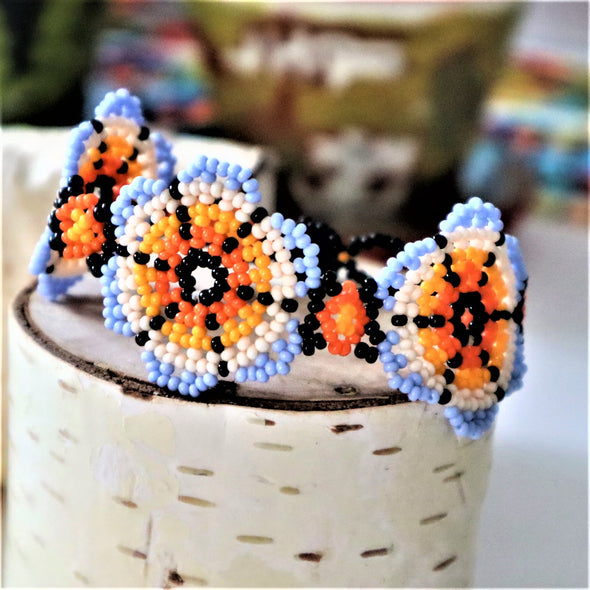 Beautiful Mexican Beaded Huichol Flower Bracelet