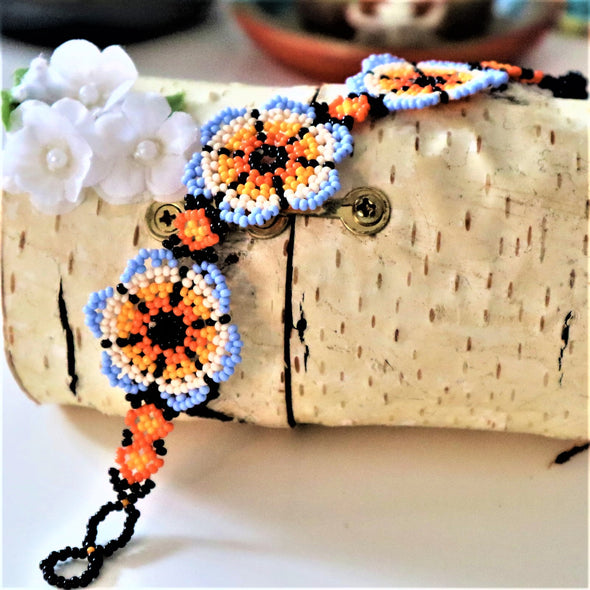 Beautiful Mexican Beaded Huichol Flower Bracelet