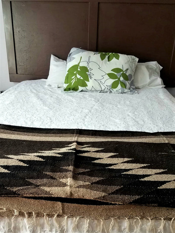 Beautiful Handwoven Diamond Pattern Mexican Blanket