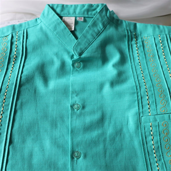 Men’s Linen Short Sleeve Embroidered Guayabera-Turquoise