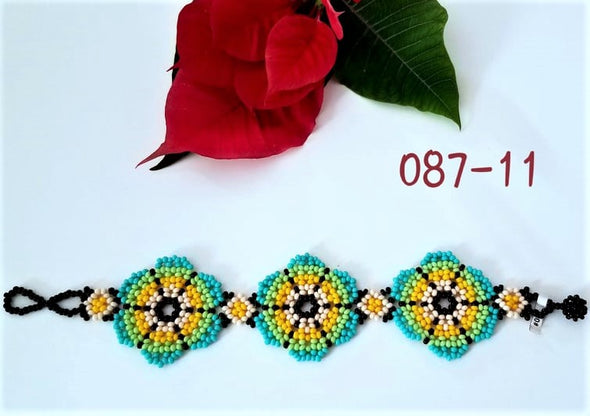 Beautiful Mexican Beaded Huichol Flower Bracelet