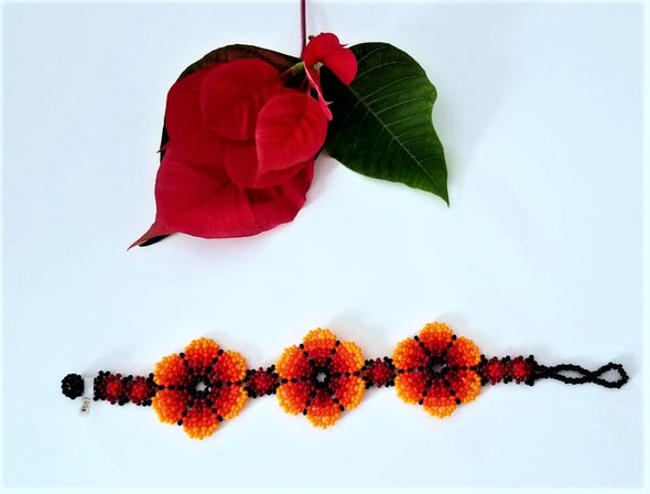 Beautiful Mexican Beaded Huichol Flower Bracelet