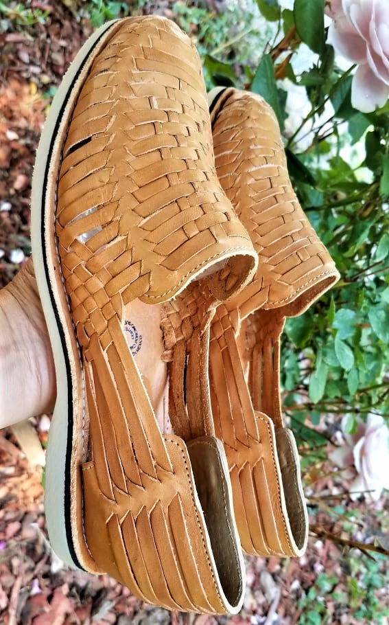 Handmade Men's Leather Mexican Huaraches-Natural Color